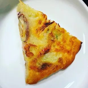 A piece of heaven.. seafood pancake