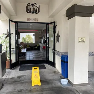 the entrance to the restaurant