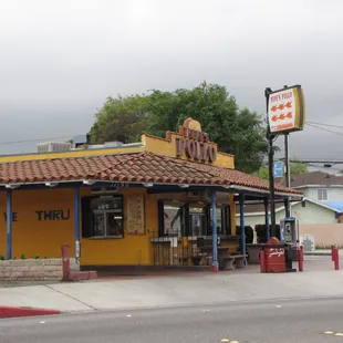 the front of a restaurant