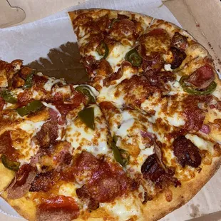 Sun Burn pizza + pepperoni