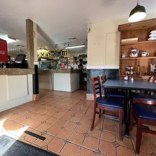 the kitchen and dining area