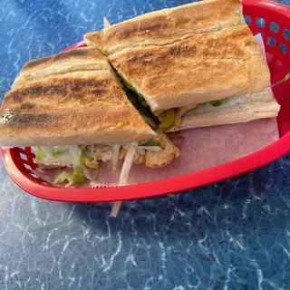 El Mojo Pollo Sandwich