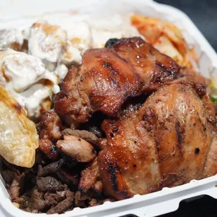 Ohh-wee Whoop whoop that&apos;s the sound of police! (Ahha) Bbq beef and Bbq chicken plate no rice all veggies *10/6/23