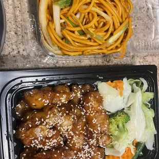 Sesame Chicken with side of Lo Mein