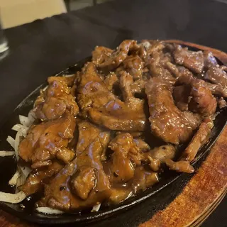 Sizzling Black Pepper Beef