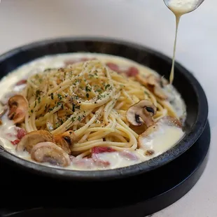 food, ramen and noodles