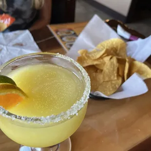 Frozen passionfruit margarita