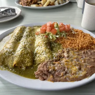 Chicken Enchiladas Plate - Verde