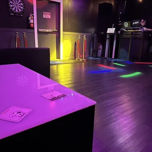 Dj &amp; Bar in the UNE!  First time here