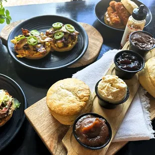 Primo Benny biscuit, brisket biscuit, biscuits &amp; spreadies, hot honey chicken biscuit
 #breakfast
