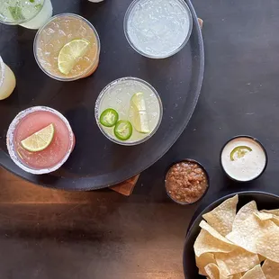 Cocktails, chips, salsa &amp; jalapeño ranch