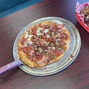 Small Supreme Pizza