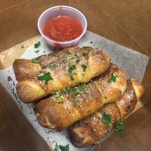 Pepperoni Rolls w/Marinara