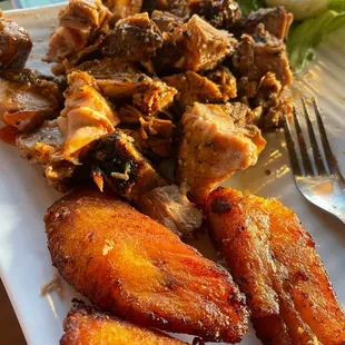 Jerk pork &amp; plantains