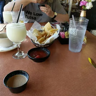 $2 margaritas and queso