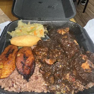 Medium oxtail Oxtails Plate
