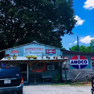 a car parked in front of the restaurant