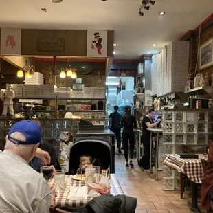 Peppino&apos;s