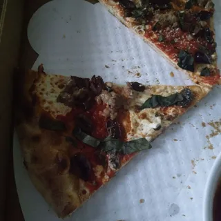 puttanesca pizza