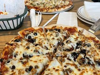 Mama Alvino's Pizzeria