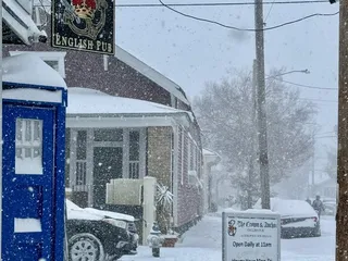 The Crown and Anchor English Pub