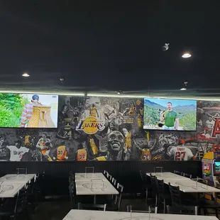 Custom wall and table wraps by @virtuedesigngroup