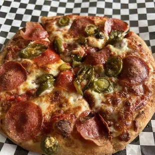 Personal lunch pizza.  Comes with salad and drink.  Delicious!