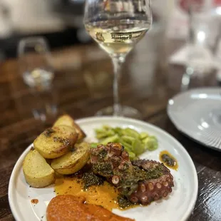Beautifully prepared octopus with a sparkling white wine