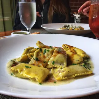 RED WINE BRAISED SHORT RIB OF BEEF