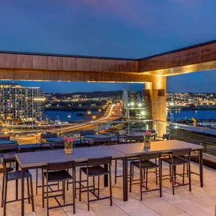 Perch SW Rooftop Lounge Terrace overlooking Capitol Riverfront