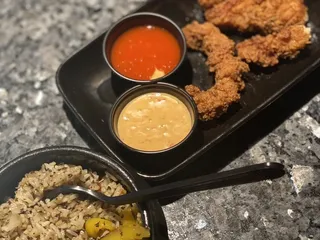 Entitlement Restaurant & lounge