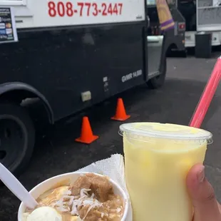 Fa&apos;ausi Kalo with ice cream and cold VaiFala