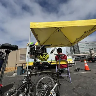 Rode our bikes to the food truck, plenty of bike lanes in Emeryville