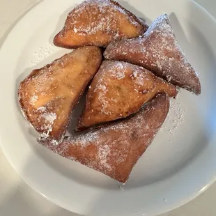 Five beignets in one order, this sells itself!