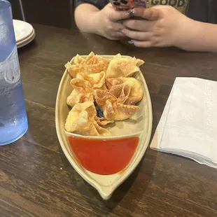 crab rangoon&apos;s