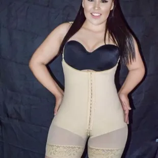 Referencia 12: aplana el abdomen y es ideal después de una cirugía estética y postparto!