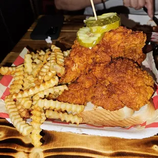 3 piece tender meal, Medium.