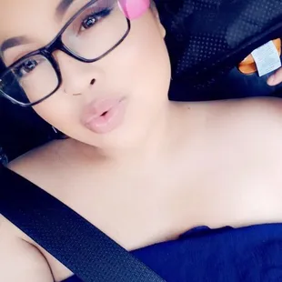 eyebrows shaped and threaded by sonia, filled in with anastasia pomade