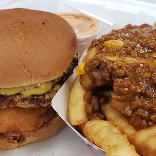 Barnyard Burger w/ Chili Cheese Fries