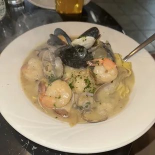 Seafood pasta