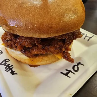 Honey butter chicken sandwich (Hot)