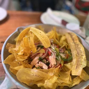  bowl of food on a table