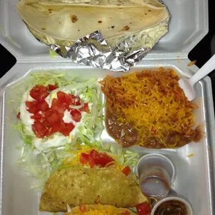 Chicken taco plate Wednesday. You get a free drink bc it&apos;s on special!