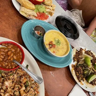 Fiesta chicken chorizo tacos and a sampler for the win