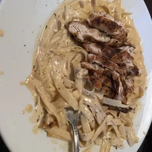 Jerk Chicken Pasta - Too soupy.