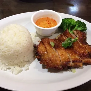 Five Spice Chicken Rice Plate