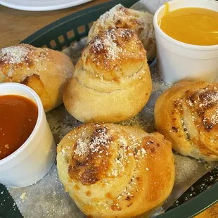 Garlic rolls