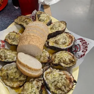 a platter of clams and bread