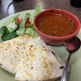 Spicy chicken quesadilla with stuffed pepper soup