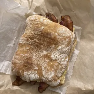 Breakfast sandwich